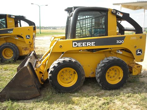 john deere 320 skid steer hydraulic oil type|deere 320 skid steer reviews.